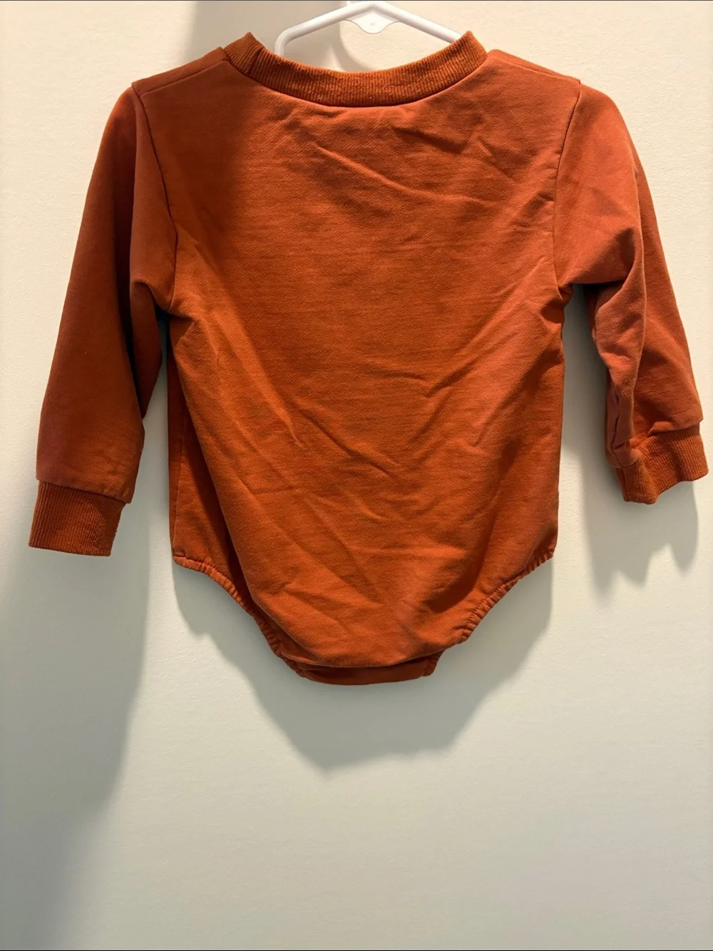 Orange Long-Sleeve Pumpkin Graphic Baby Bodysuit Size 12-18 months